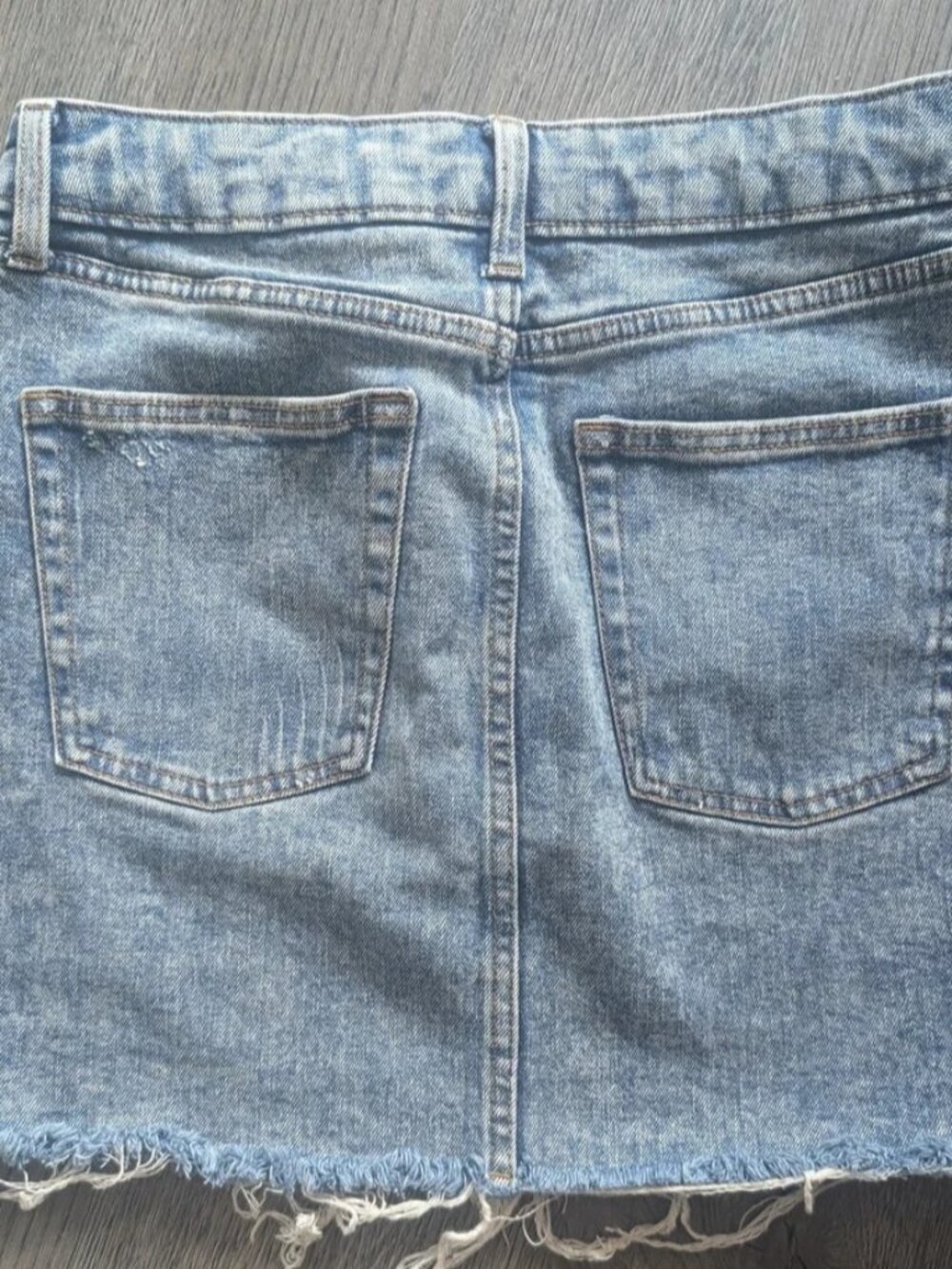 Casual Light Blue Denim Mini Skirt with Frayed Hem - Picture 2 of 2